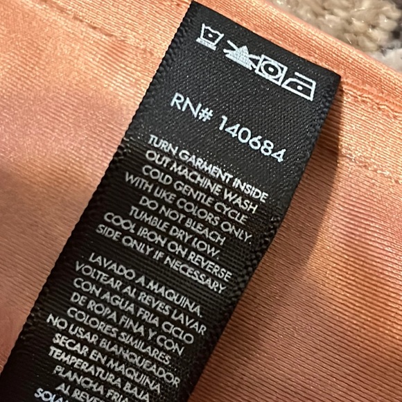 Koral Lustrous Infinity High Rise Legging - Picture 5 of 16